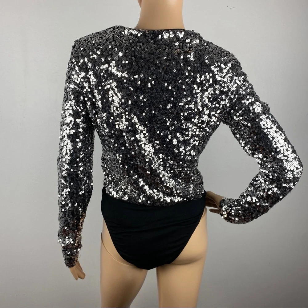 NEW BARDOT SILVER SEQUIN LONG SLEEVE BODYSUIT - Picture 8 of 11